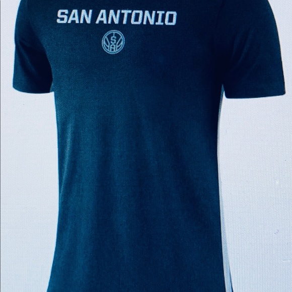 San Antonio Spurs NBA Alt Hem tee shirt sz Large. New with tags in original bag - Picture 13 of 16